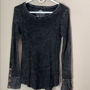 Witness waffle black long sleeve shirt